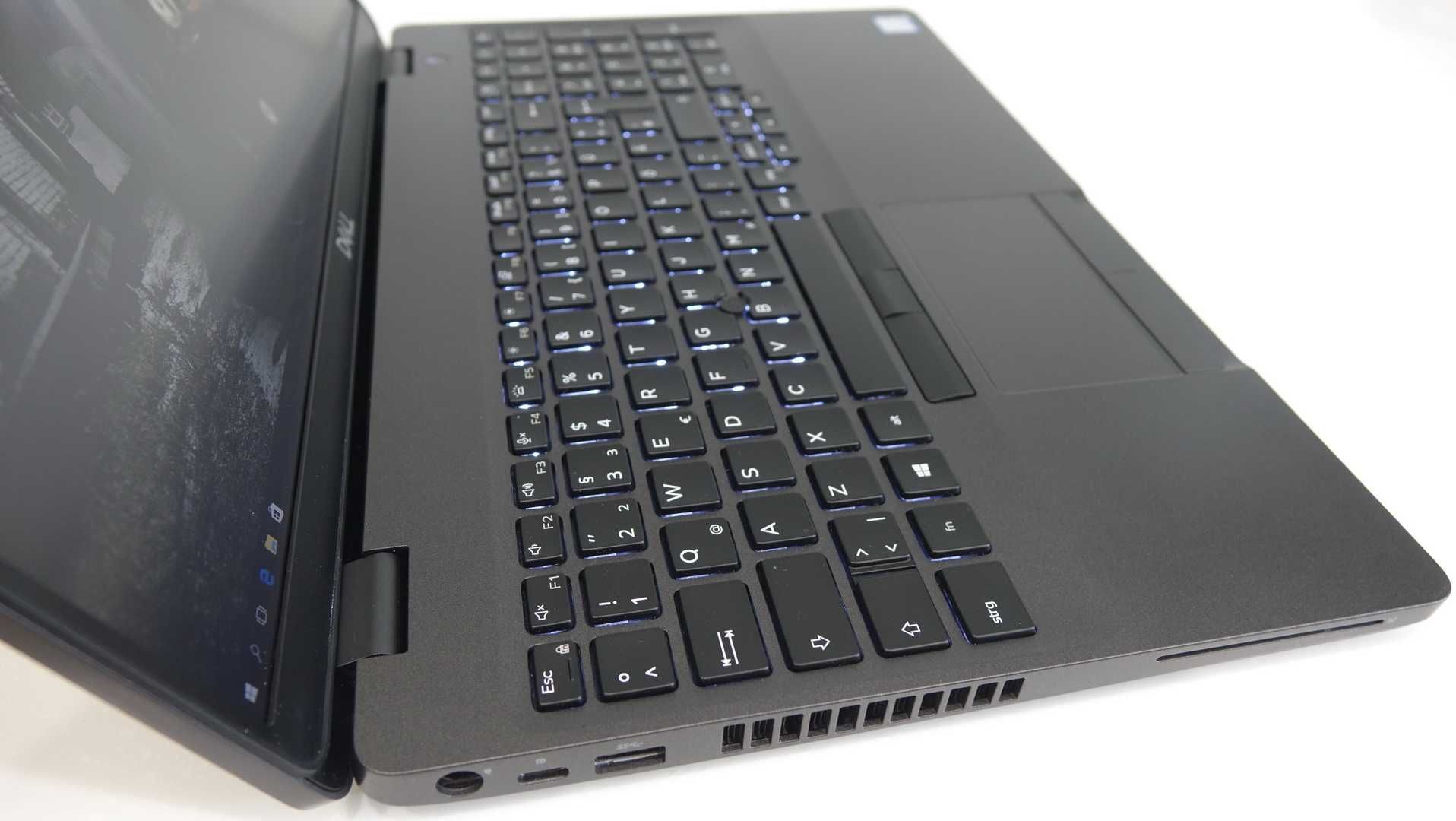 Ноутбук Dell Latitude 5500 15.6 FHD IPS, i5-8365U, 8gb, 256gb, Win10