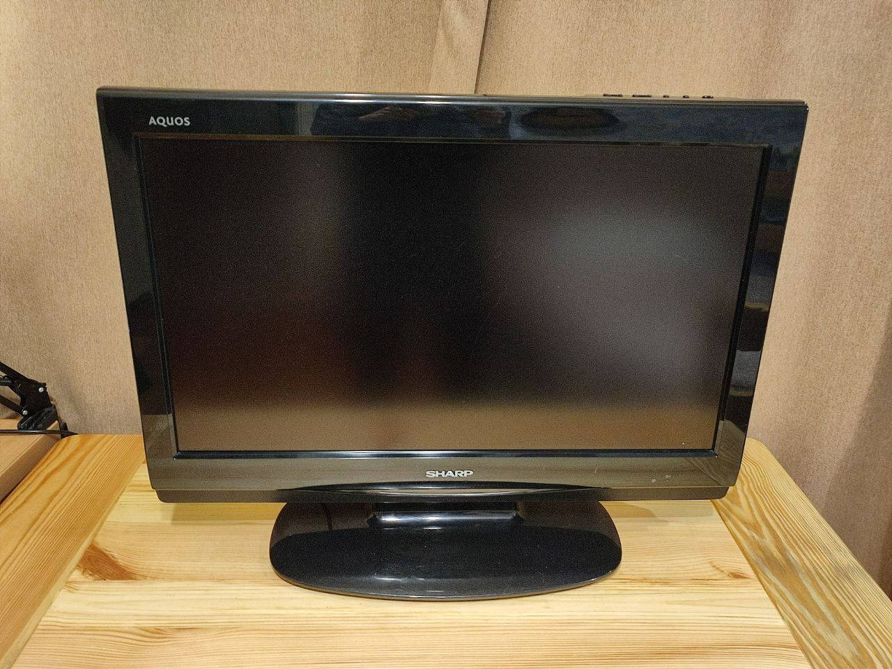 Телевизор LCD Sharp