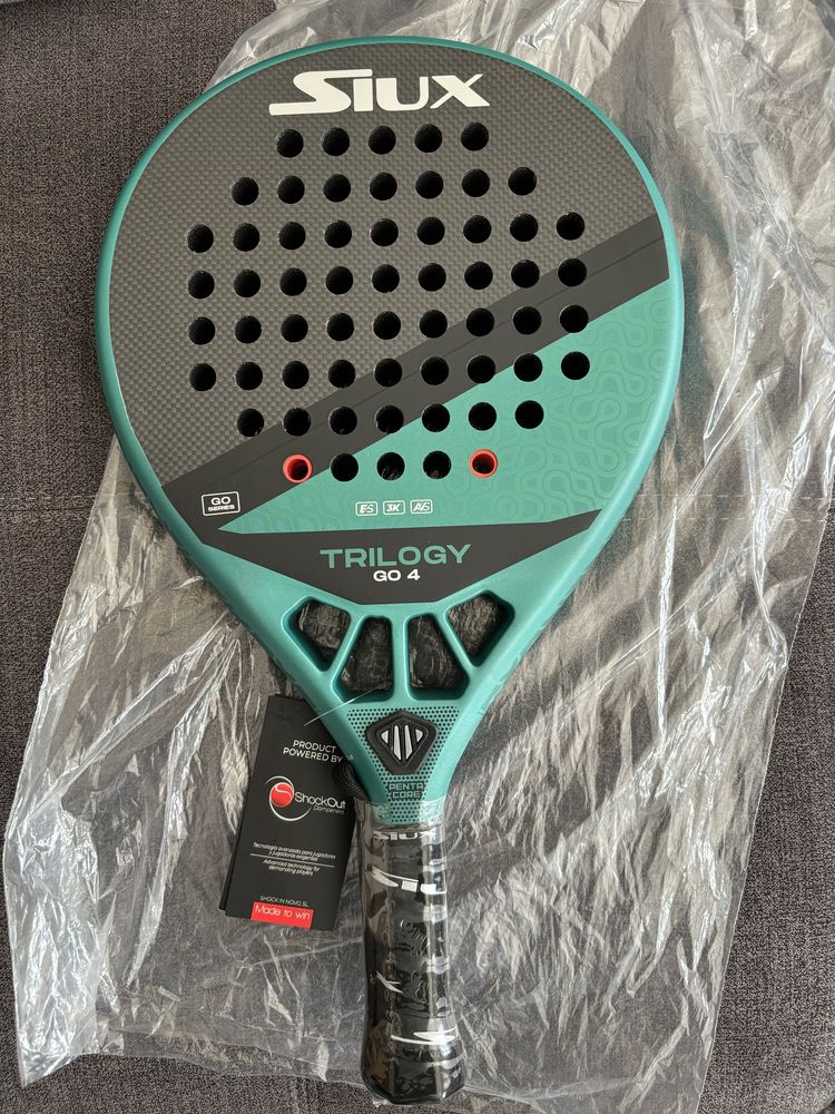 Raquete de padel suix trilogy go 4