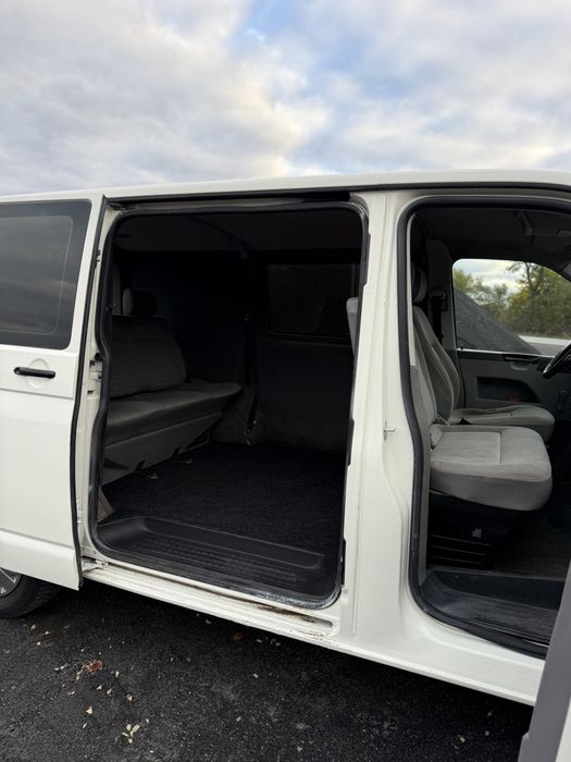 Авто Volkswagen Transporter T5 пасажир 8+1 1.9 TDI