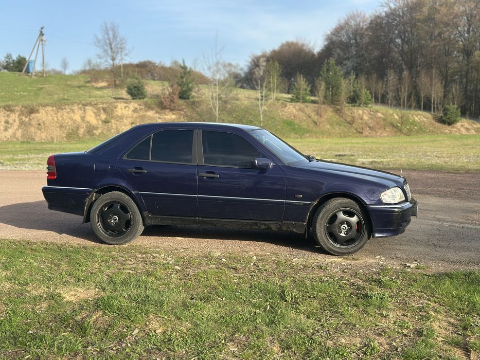 Mercedes w202 2.2d