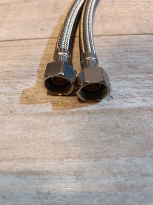 Dwa wężyki przyłączeniowe 40 CM