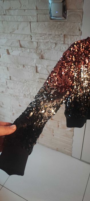 Kurtka cekinowa dla dziewczynki