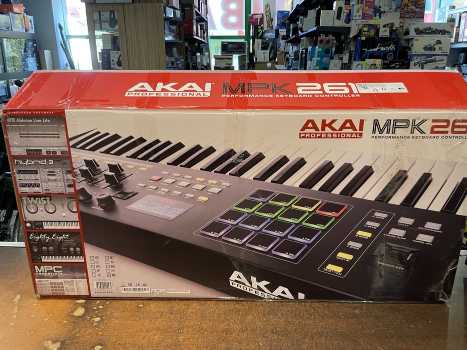 AKAI Professional MPK 261 klawiatura MIDI