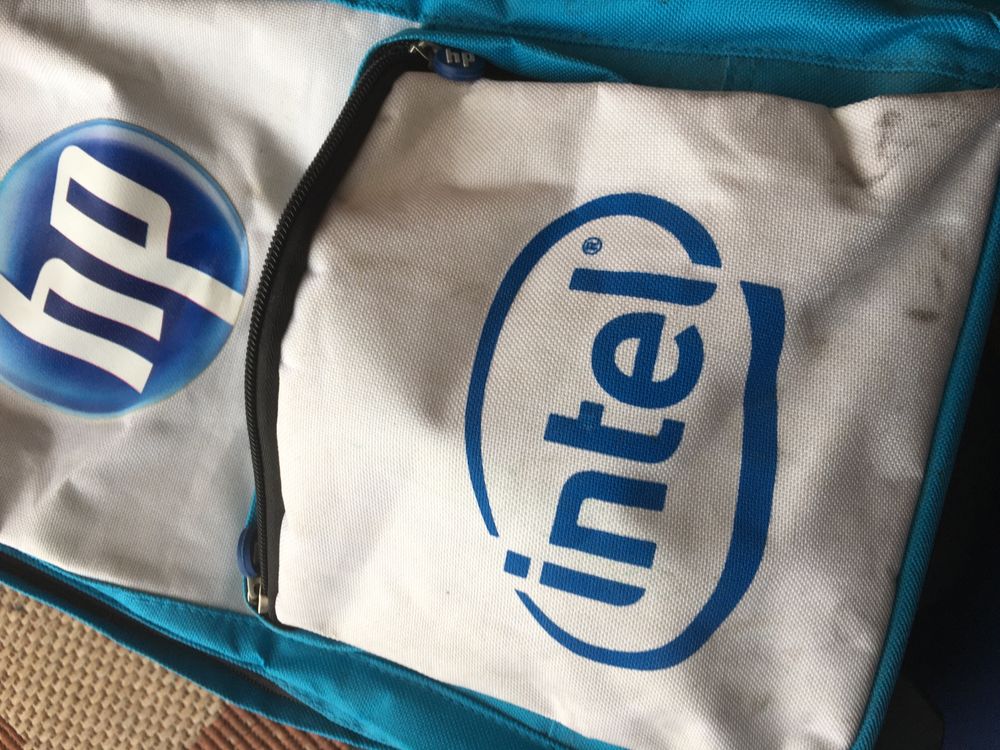 HP Intel plecak na kółkach z rączką