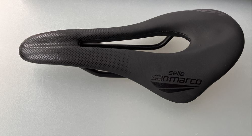 Siodełko Selle San Marco Shortfit Dynamic Open-Fit