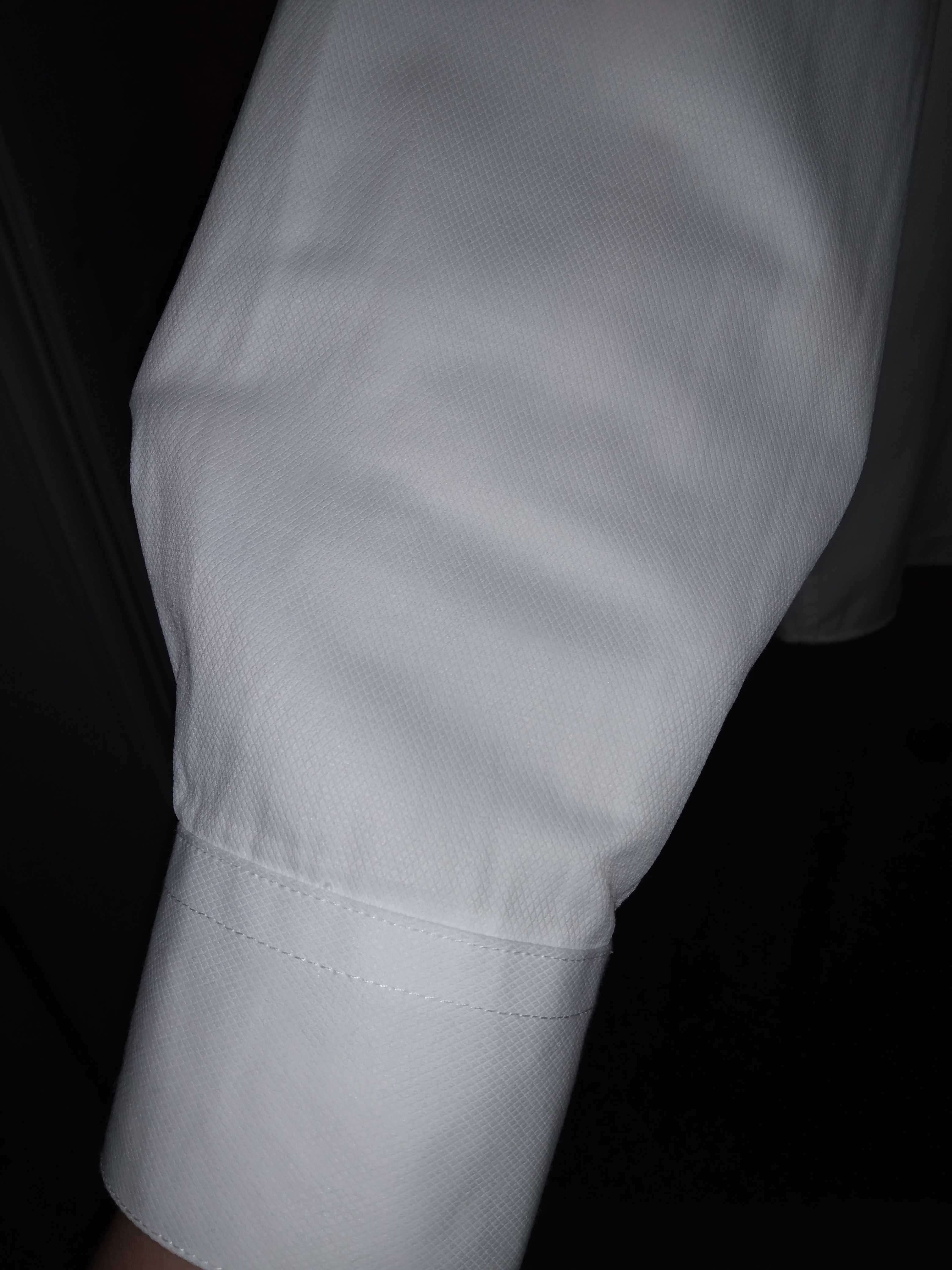 Шикарная белая рубашка нарядная XL(48-50), отличное качество