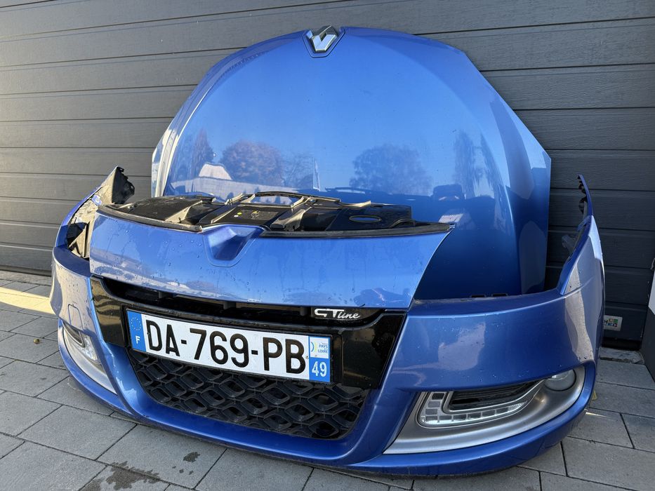 Бампер передній  фара капот Renault Megane 3-GT line