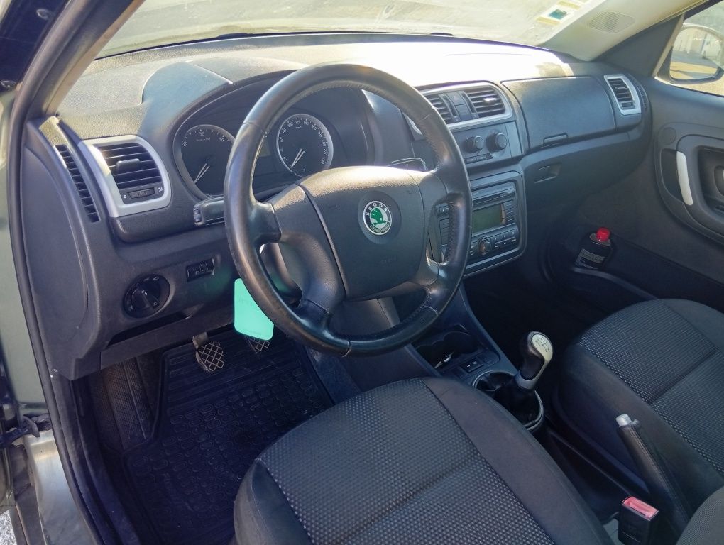 Vendo Skoda Roomstre 2007 5 lugare preço negociável s diesel