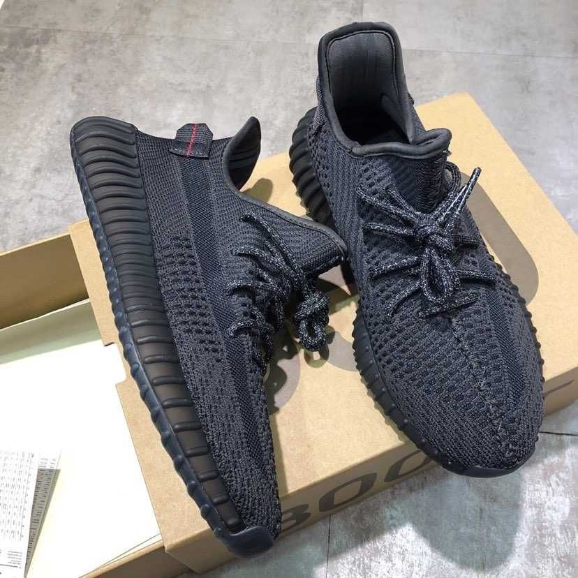 buty Espadryle adidasYeezy Boost350V2 czarny Espadryle R.44