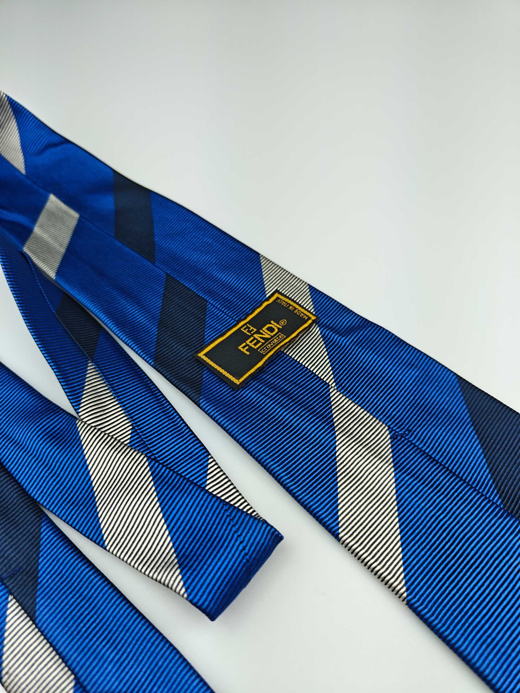 Fendi granatowy niebieski jedwabny krawat w paski regimental wrz165