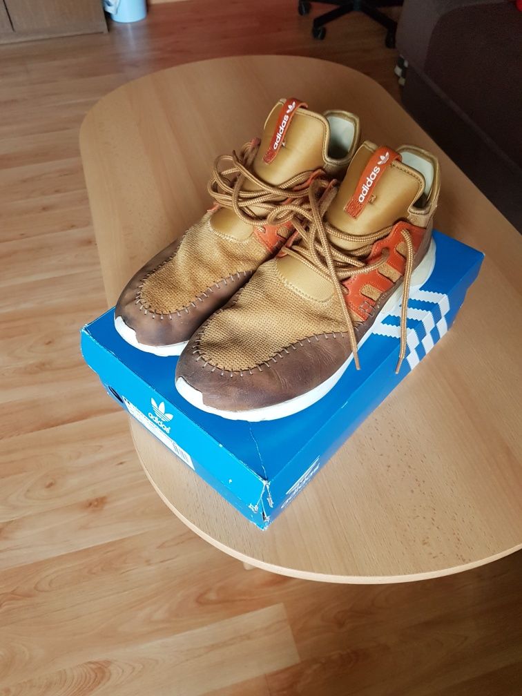 Buty Adidas Tubular Moc Runner 46