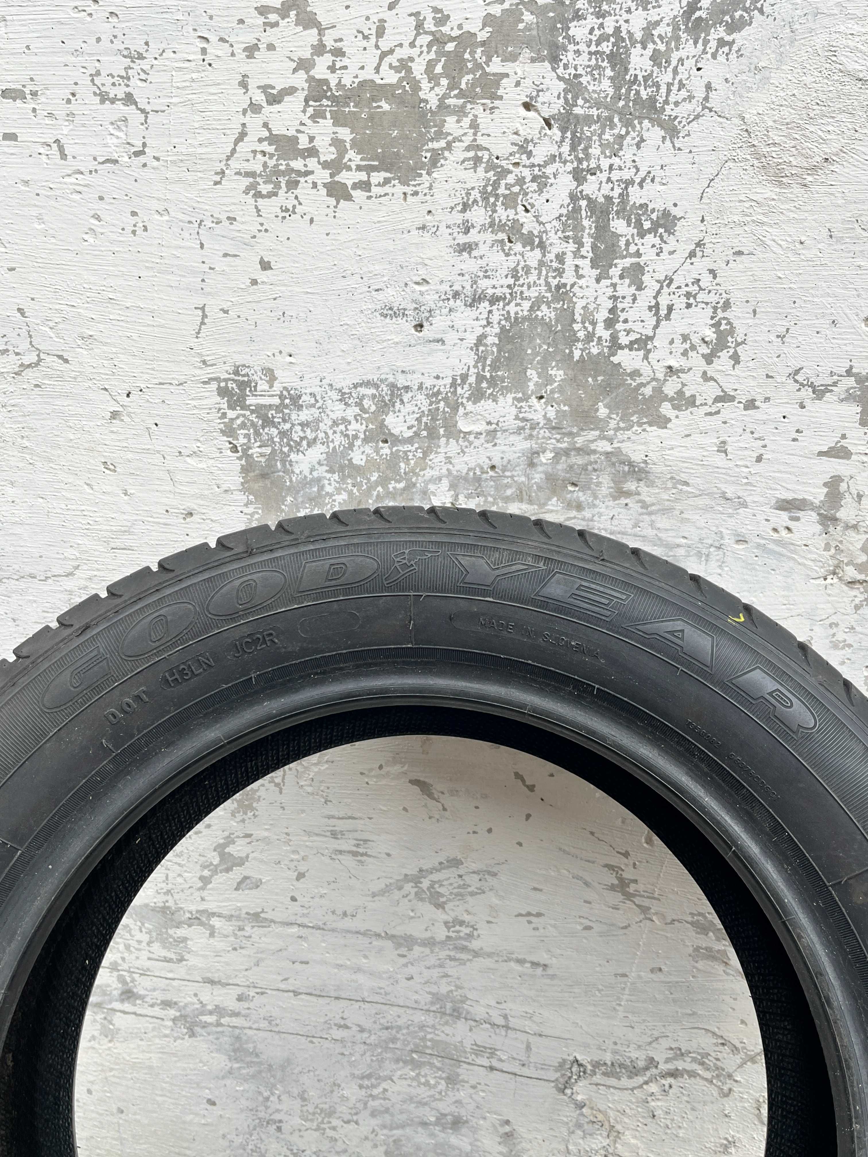 2шт Резина 195/55 R15 GOOD YEAR EFFICIENT GRIP Лето Пара