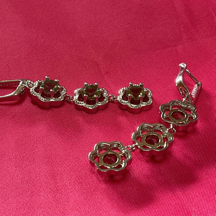 Brincos prata 925 medida de 6 cm