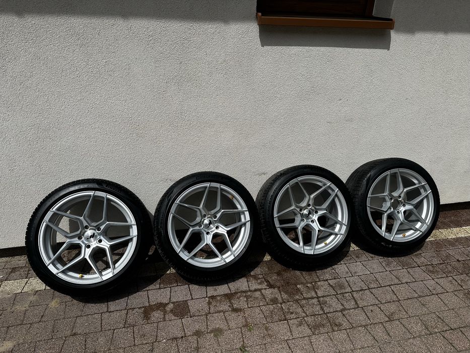 Komplet felg z oponami – Japan Racing JR34 + Pirelli P7 Cinturato