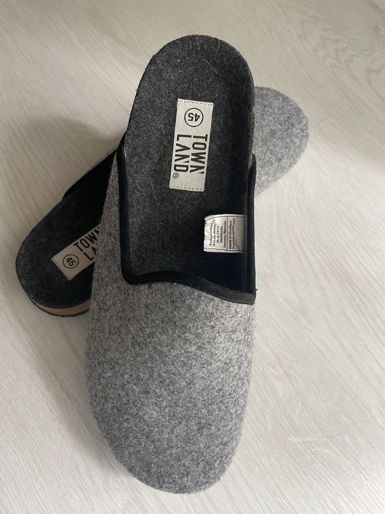 Nowe kapcie męskie,rozm.45