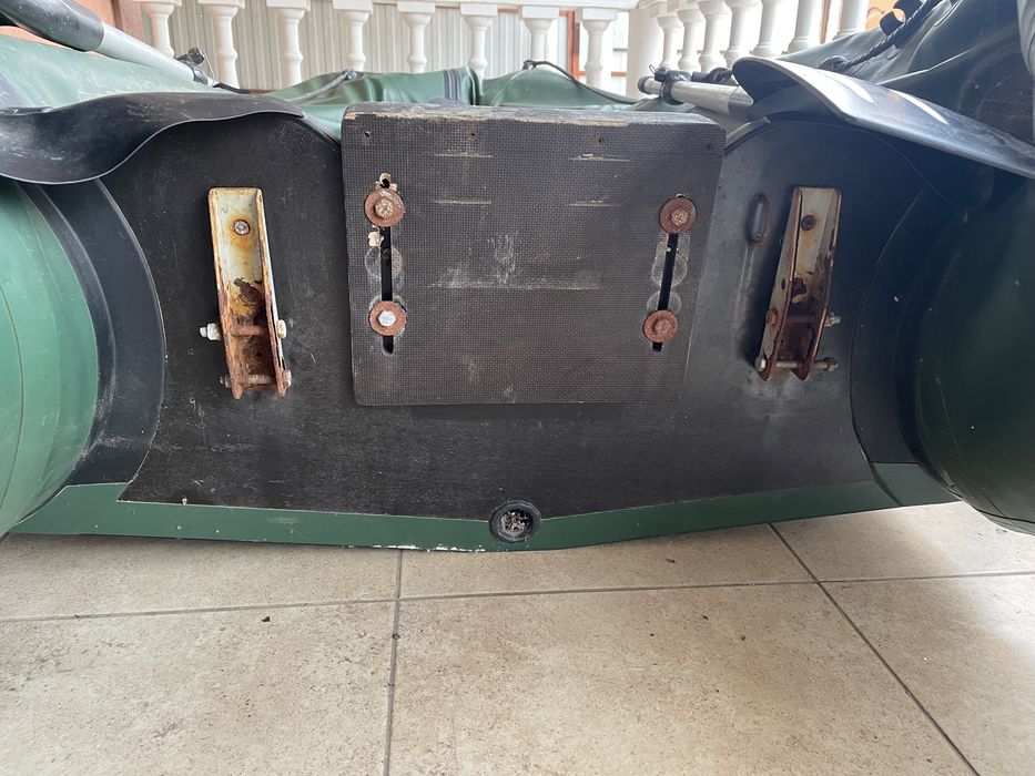 KOLIBRI KM-300D Ризиновий човен під мотор