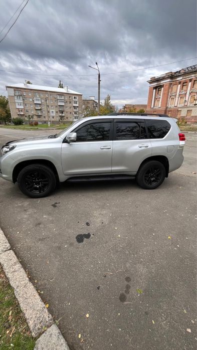 Toyota Land Cruiser Prado 2010
