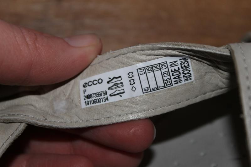 Шкіряні босоніжки Ecco Flash, 40 розмір