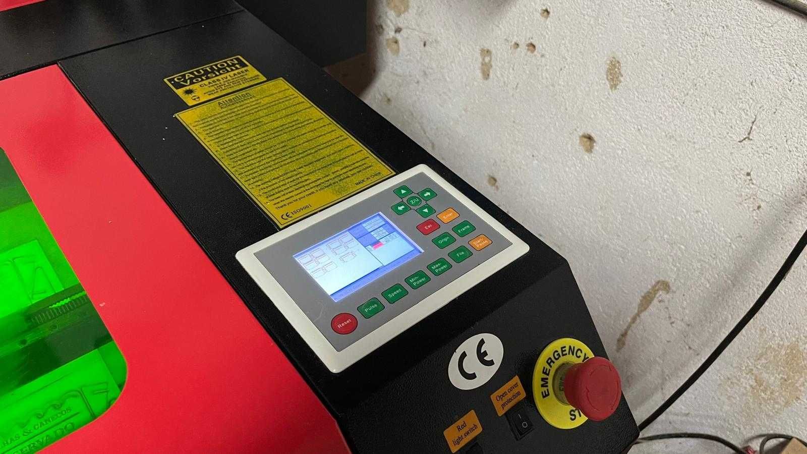 Máquina de corte laser CO2 80W