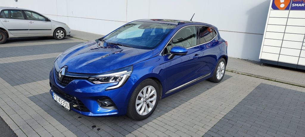 Renault Clio wersja Intens TCe100 turbo, kamera 360 stopni.