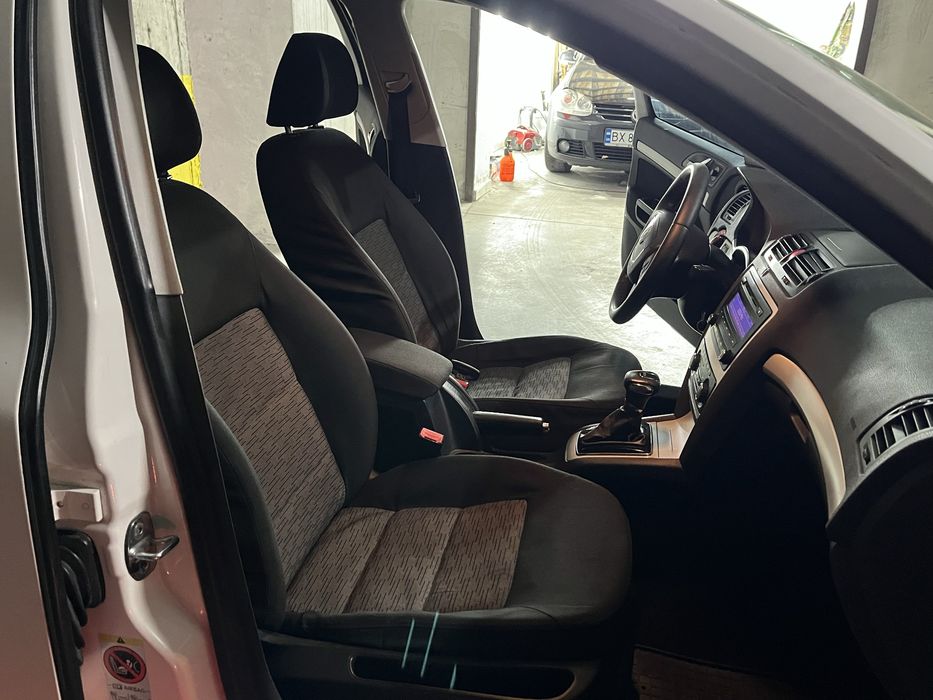 Skoda Octavia A5 1.6tdi, dsg