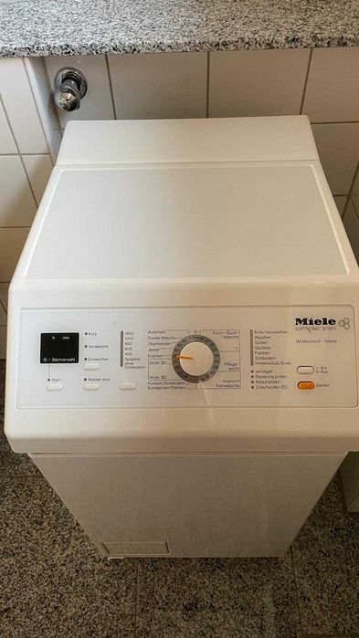 Пральна машина Miele Softtronic W 287F.