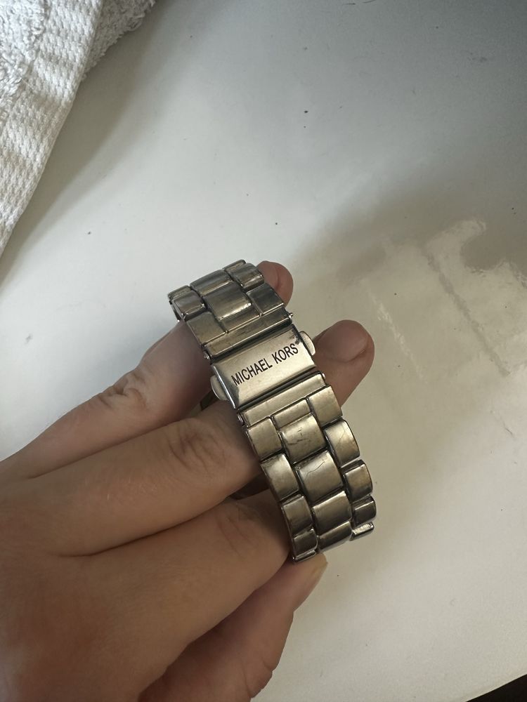 Часы Michael Kors