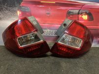 Задні стоп габарит сигнал renault koleos 1  26555JY00  26550JY00