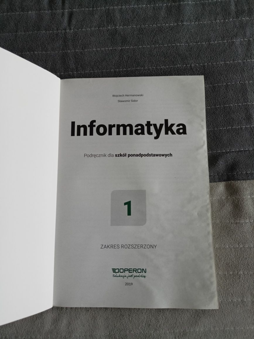 Podręczniki i do informatyki klasa 1.