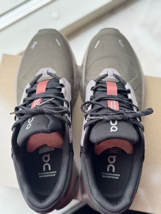 Кросівки ON cloudrunner 2 Waterproof