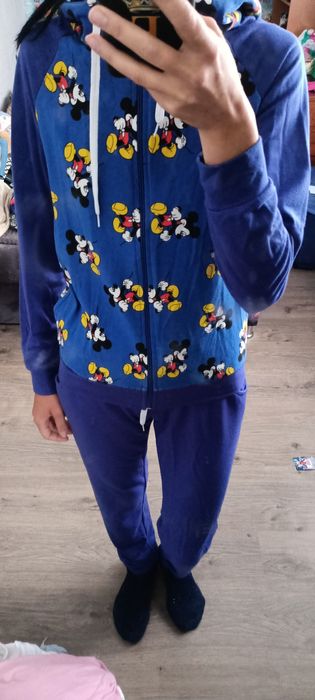 Спортивный костюм