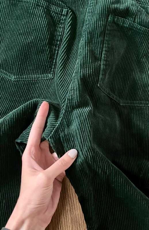 Spodnie sztruksowe zielone culotte kuloty Reserved