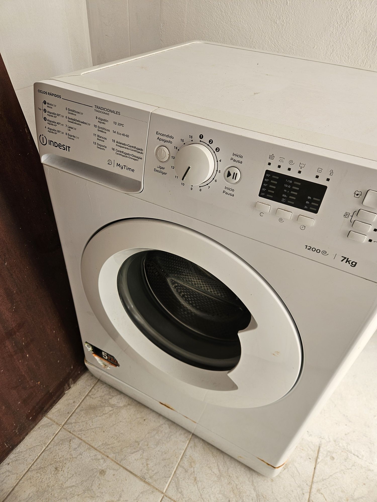 Maquina lavar roupa Indesit
