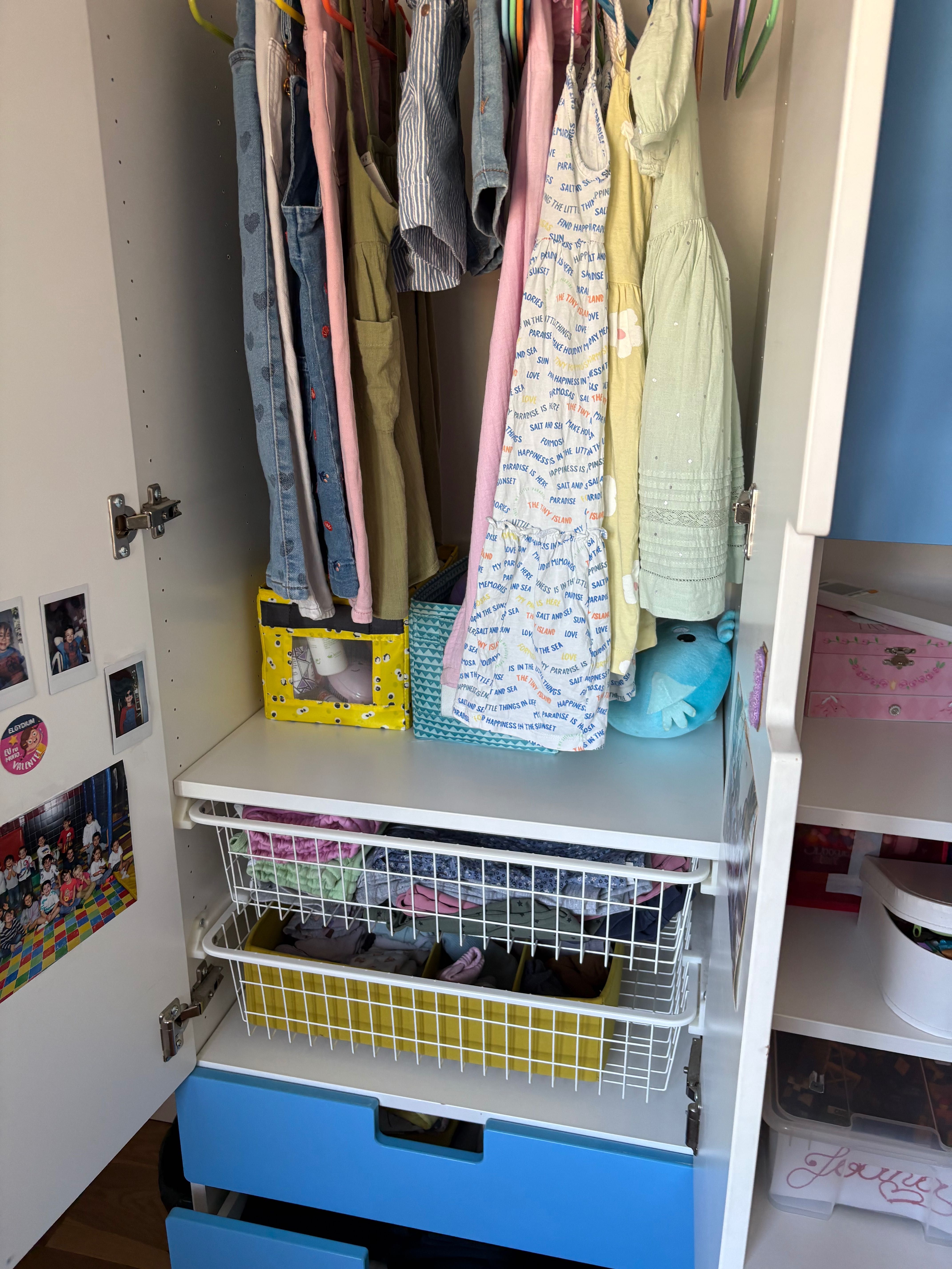 Armários criança ( Ikea, modelo Smastad)