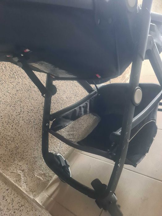 Carrinho bebe usado