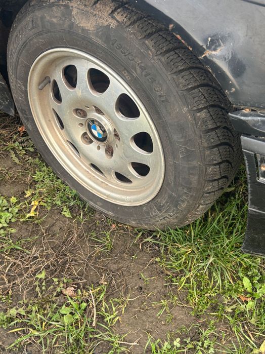 Продаю ВМВ Е-36 1.8 бензин