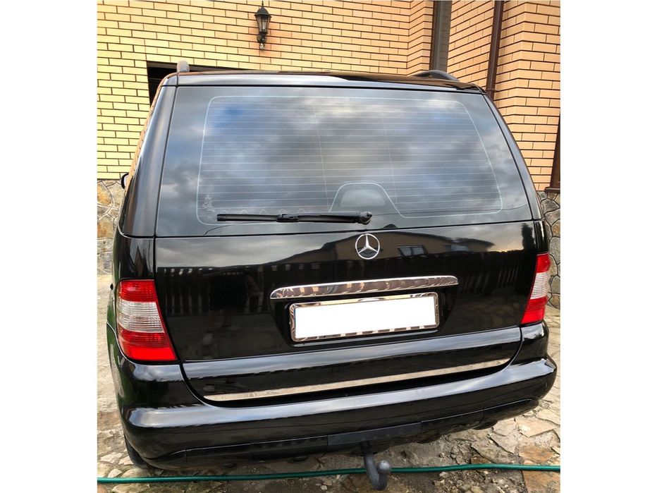 Mercedes ML w163 Хром планка над номером Carmos