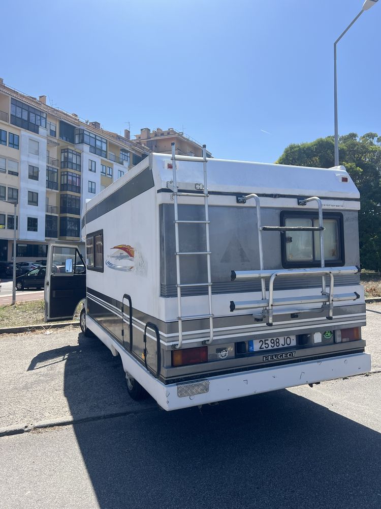 Vende-se Autocaravana Remodelada
