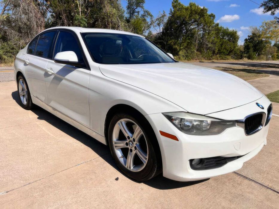 BMW 3 Series 328i      2014