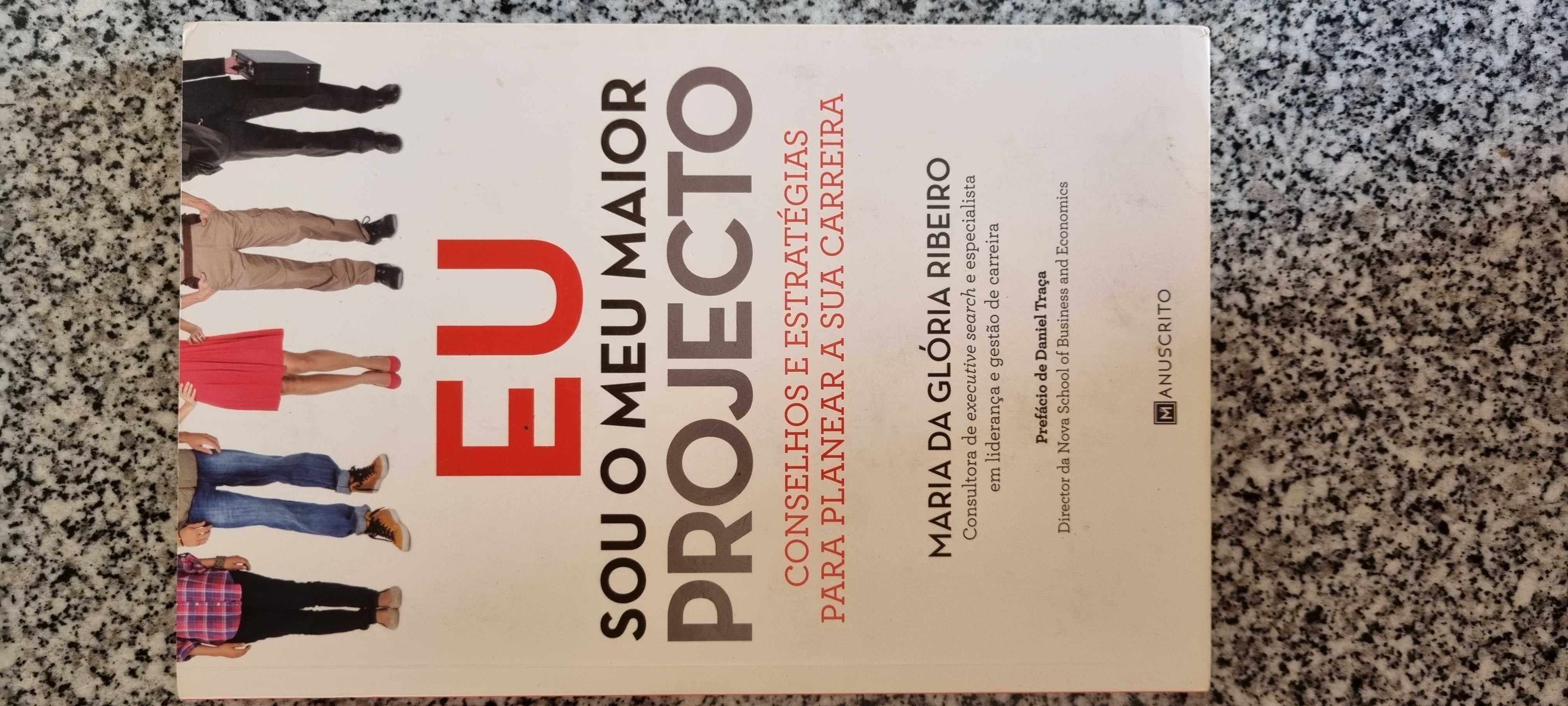 Vários livros usados