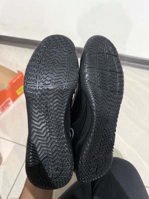 Buty halowe Nike Legend 10 Club IC rozmiar 42