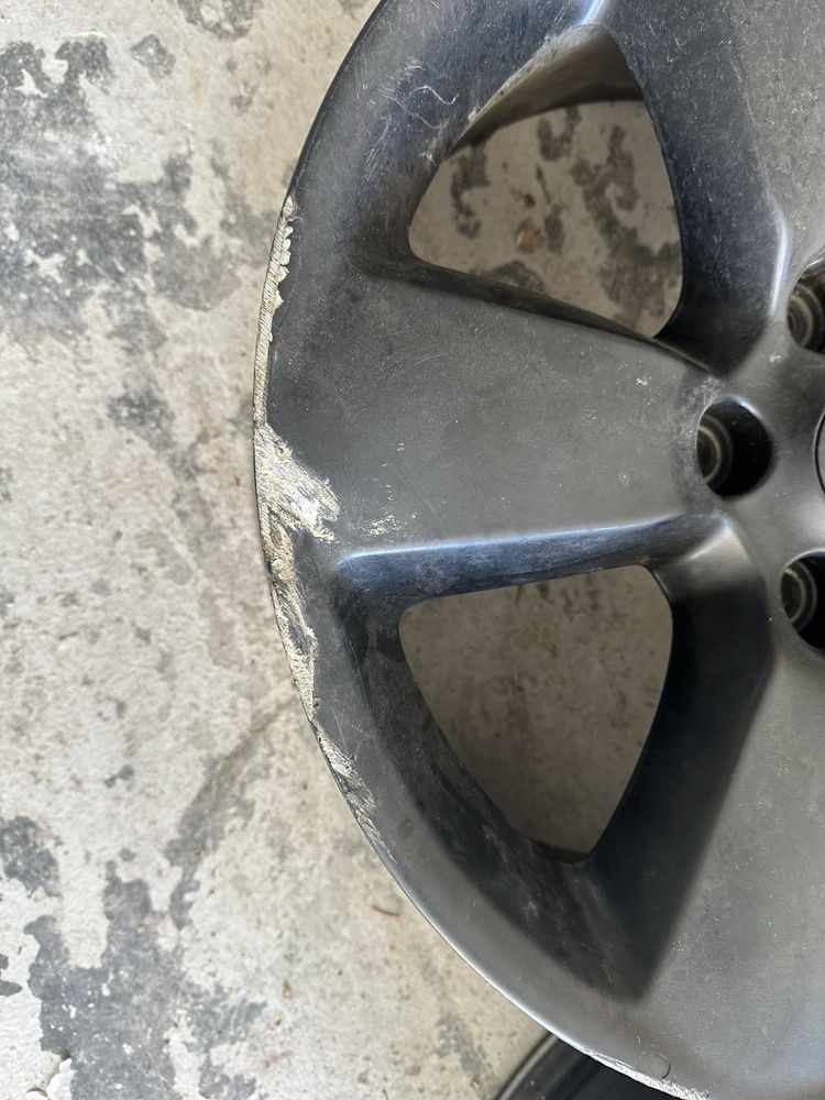 Felgi pozostały 2szt  Dodge Ram IV DS 2009-> czarne 20