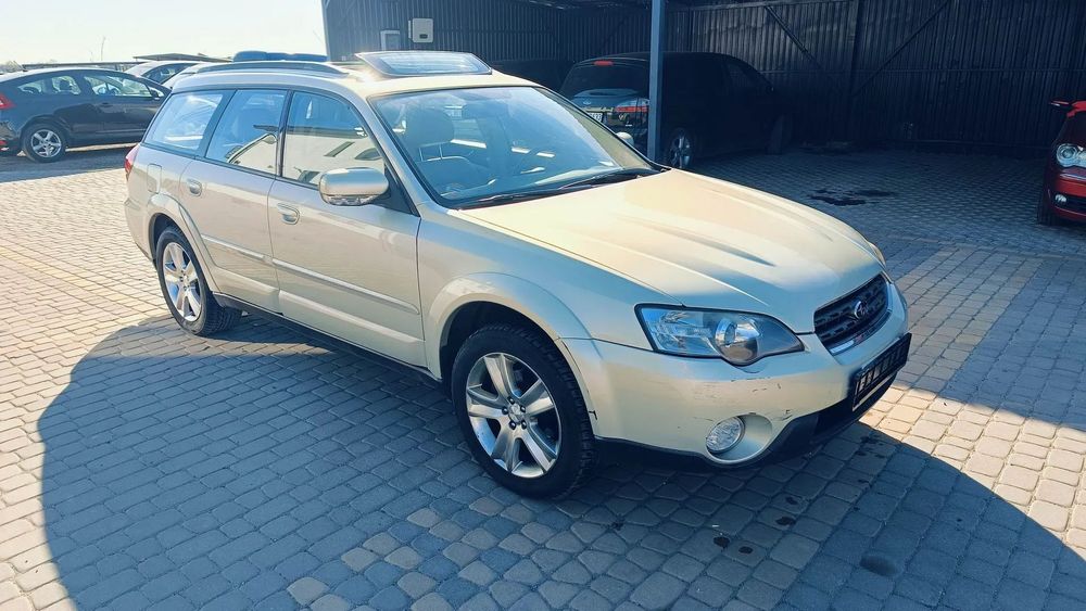 Subaru Outback USZKODZONY 3.0 245KM 4X4 skóry nawi panorama OPŁACONY