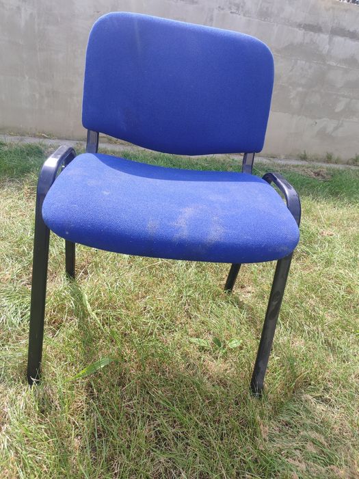 Krzesło konferencyjne