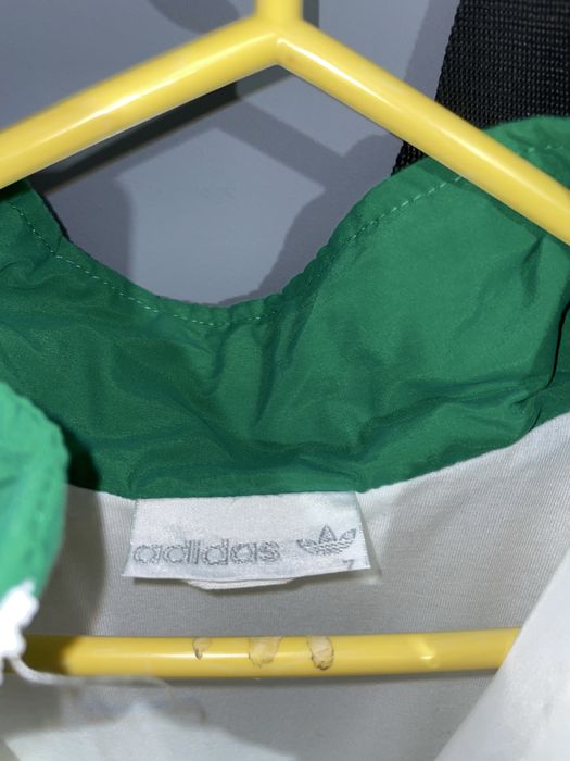 Casaco usado/oferecido por Luís Figo / Anos 90- Adidas