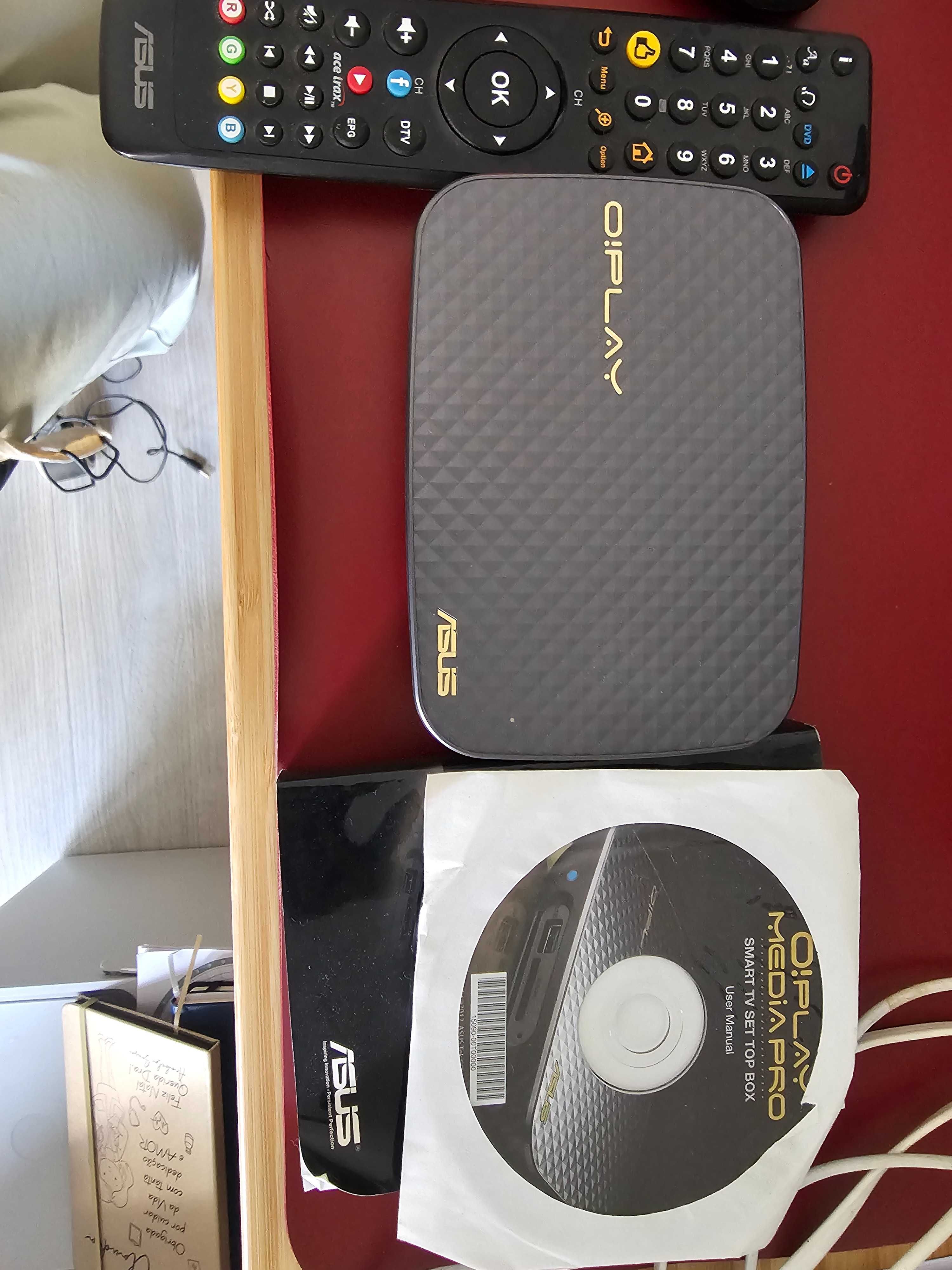 Leitor Multimédia ASUS O!Play Media Pro com comando