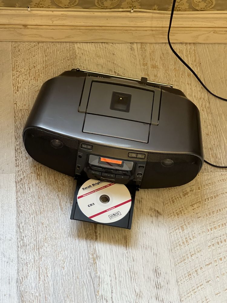 Продам магнитофон panasonic rx-d55 , usb , aux , sd , кассеты