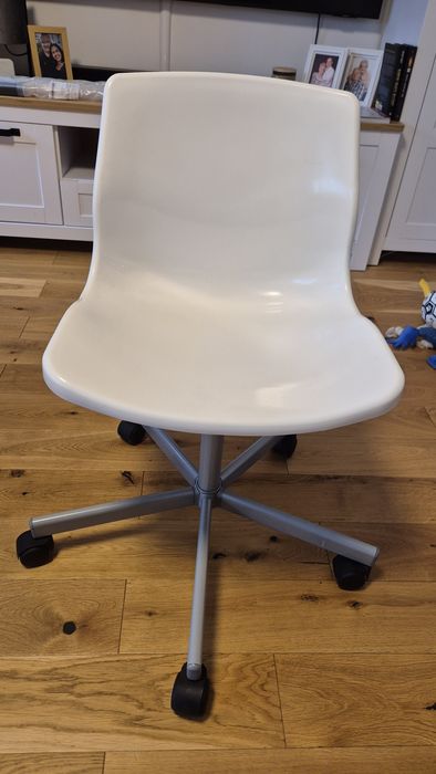 Krzeslo obrotowe Ikea