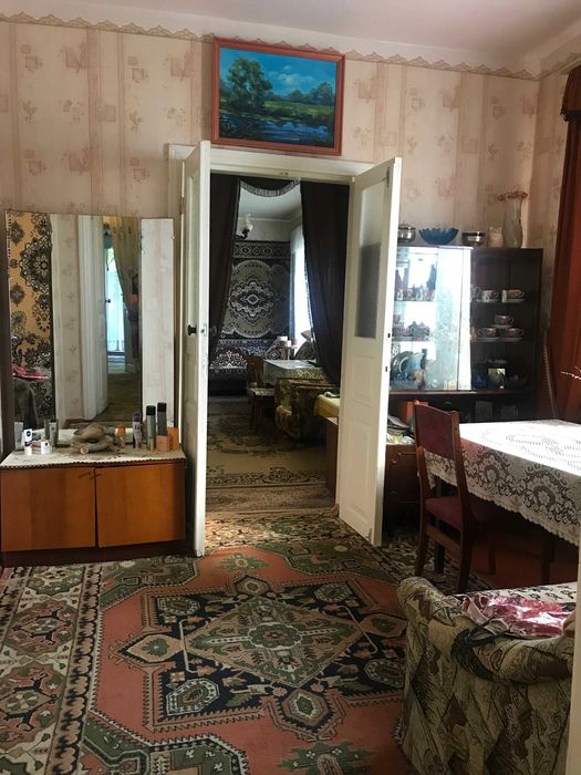 Будинок по вул. Кузні обмін на квартиру